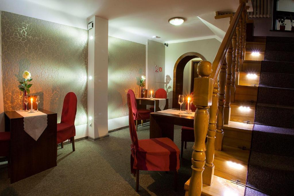 Hotel Wyzsza Brama Centrum Cieszyn  Eksteriør billede