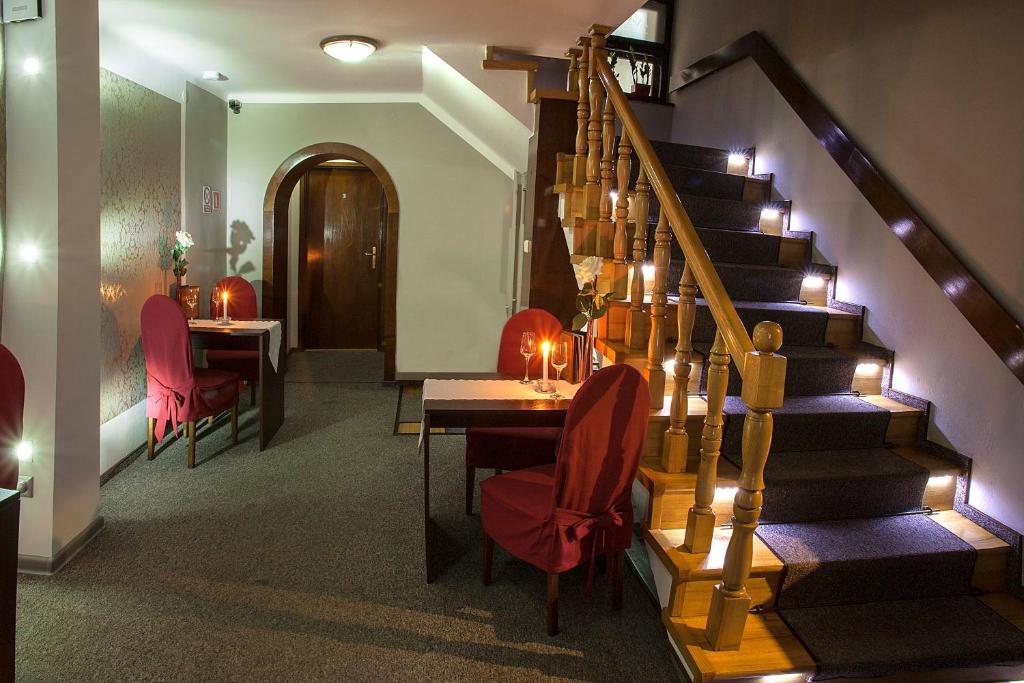 Hotel Wyzsza Brama Centrum Cieszyn  Eksteriør billede