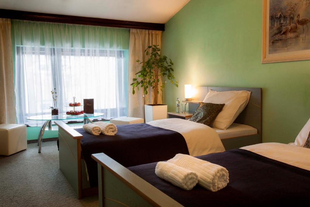 Hotel Wyzsza Brama Centrum Cieszyn  Værelse billede